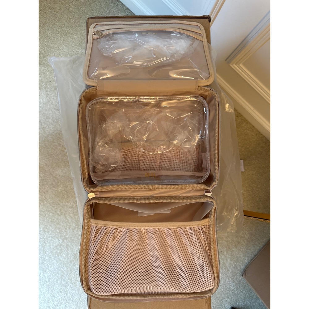 BEIS The Hanging Cosmetic Case Beige Travel Makeup Bag BEIS220279 NWT - Picture 9 of 15